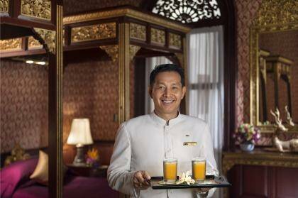 Butler service and the supreme comfort of the Mandarin Oriental, in Bangkok, is worth experiencing at least once.