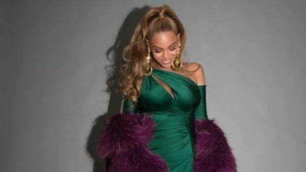 Beyoncé ruled the carpet in a custom sculpted emerald gown designed by Walter Mendez. Photo: Instagram/Beyonce
