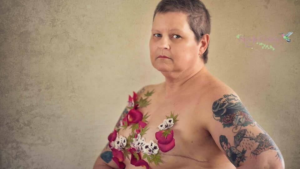 Tracy Tedeschi shares her experience with cancer. Tracy was photographed by Lyudmila Arnautova of Studio Colibri, she did a series of photographs in a portfolio to raise awareness for breast cancer. Flowers by Gentle Flowers and Make up by Elena Kan. Photo: Lyudmila Arnautova. 