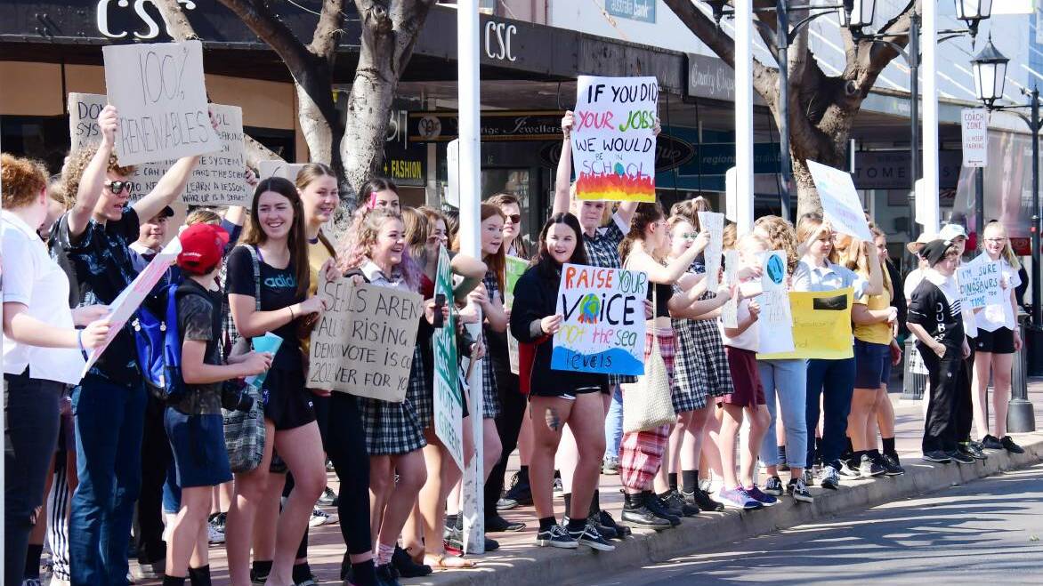 DUBBO: Just a small selection of the students. Photo: Amy McIntyre