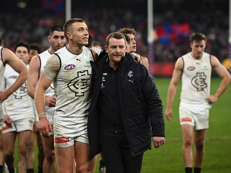 Michael Voss says there are positives for Carlton despite a heartbreaking AFL loss to Melbourne. (Joel Carrett/AAP PHOTOS)