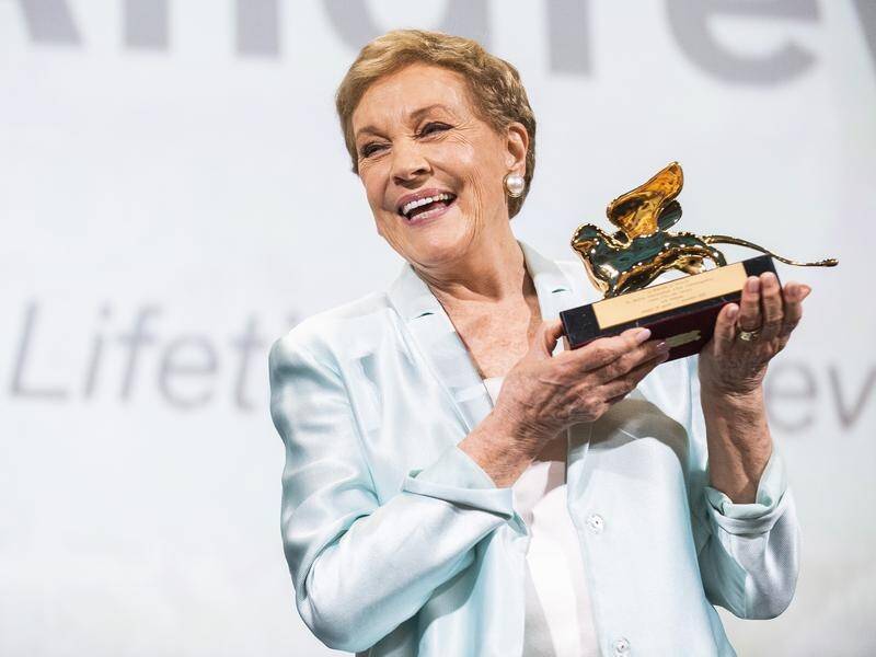 Actress Julie Andrews, the original Mary Poppins, has been honoured at the Venice Film Festival.