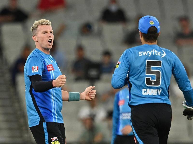 The Adelaide Strikers are alive in the race for the BBL title after beating the Sydney Thunder.