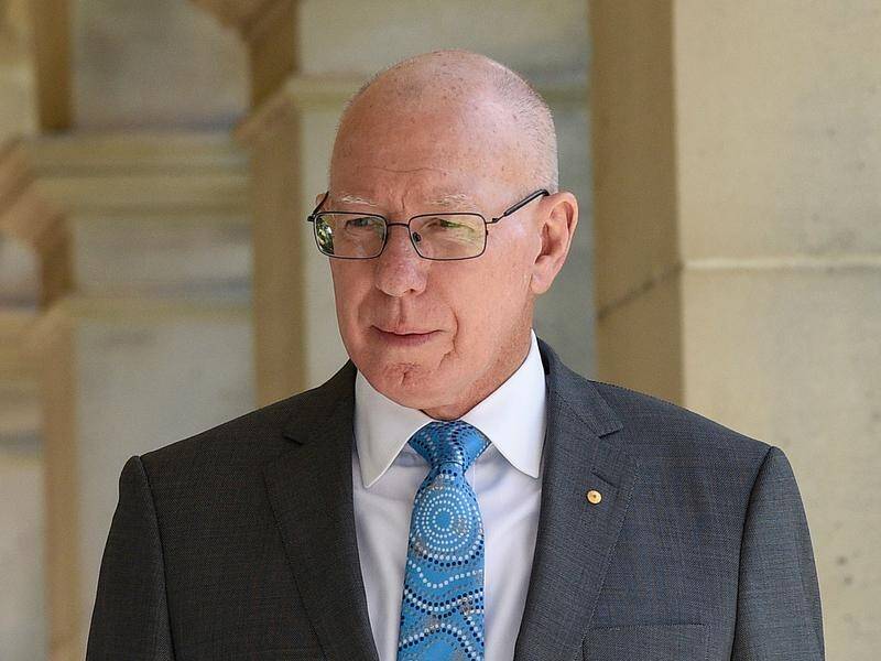 Governor-General David Hurley will award bravery medals to rescuers of a Queensland bus crash.