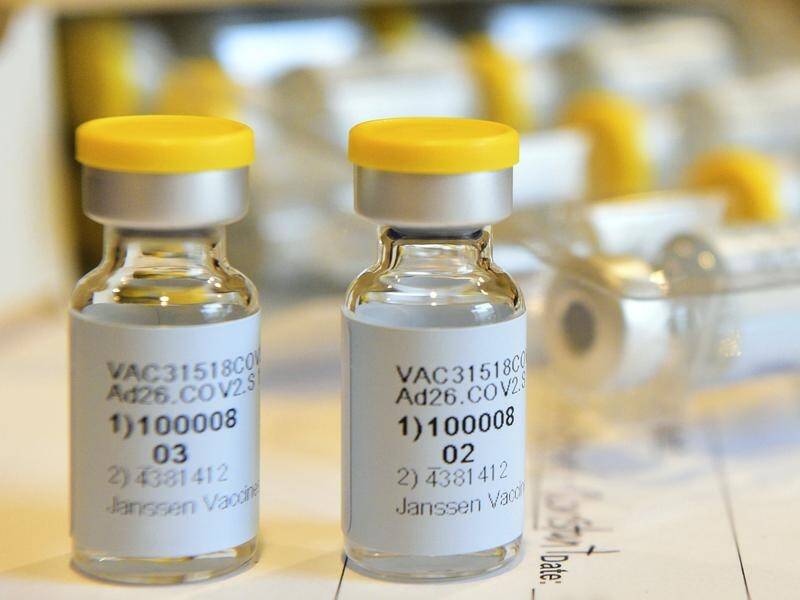 The US trial of AstroZeneca's experimental vaccine for Covid-19 has resumed, after a safety check.